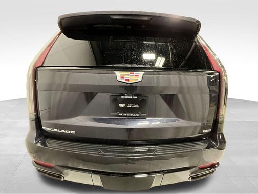 2023 Cadillac Escalade ESV Sport Platinum