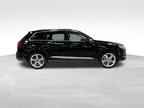 2019 Audi Q7 55 Prestige