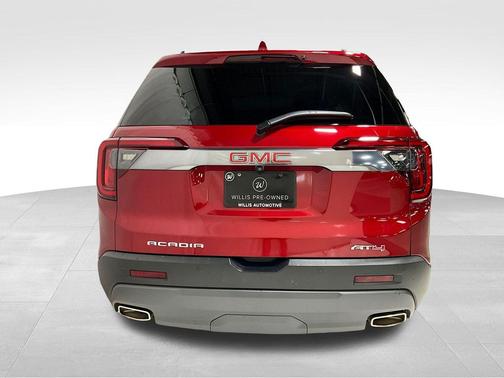 2023 GMC Acadia AWD AT4