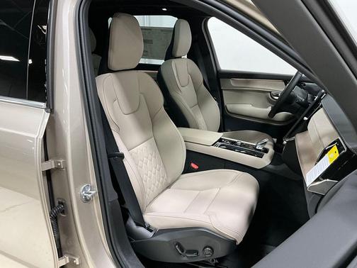 2026 Volvo XC90 Plug-In Hybrid Plus, T8 AWD, Electric/Gasoline, Bright, 7 Seats