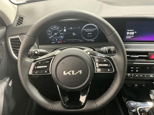 2024 Kia Seltos SX