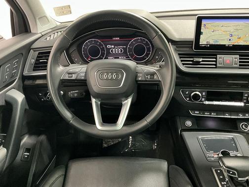 2018 Audi Q5 2.0T Tech Premium