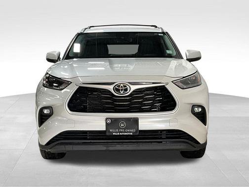 Wind Chill Pearl 2022 Toyota Highlander XLE