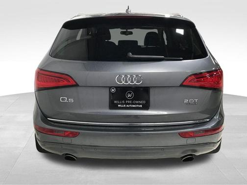 Monsoon Gray Metallic 2016 Audi Q5 2.0T Premium Plus