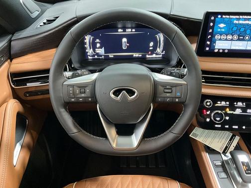 Radiant White/Black Obsidian 2026 INFINITI QX60 AUTOGRAPH