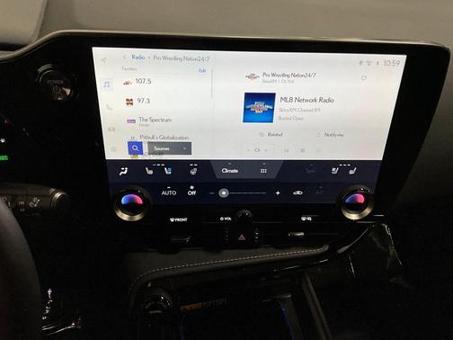 2025 Lexus NX 350h Premium