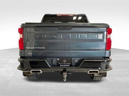 Shadow Gray Metallic 2019 Chevrolet Silverado 1500 Custom Trail Boss