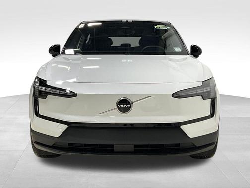 2026 Volvo EX30 Plus Twin Motor Performance, Fully electric