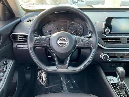 2024 Nissan Altima S FWD