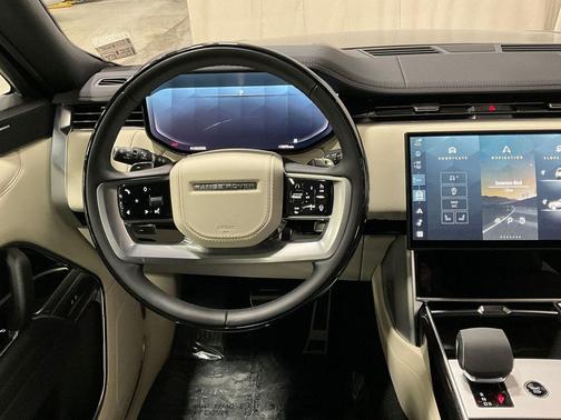 2024 Land Rover Range Rover P530 SE