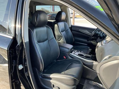 2018 INFINITI QX60 Base