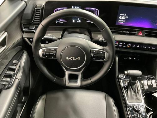Dawning Red 2023 Kia Sportage X-Line