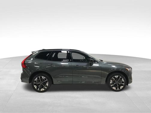 Forest Lake 2026 Volvo XC60 Plug-In Hybrid Plus, T8 AWD Electric/Gasoline, Dark