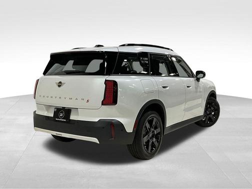 Nanuq White Metallic 2027 MINI Countryman Cooper S ALL4