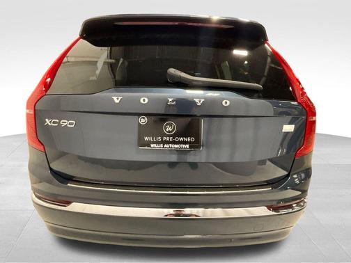 2024 Volvo XC90 Recharge Plug-In Hybrid T8 Ultimate Bright Theme 7-Seater