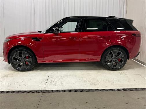 2025 Land Rover Range Rover Sport SE