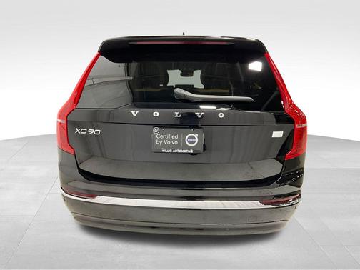 2024 Volvo XC90 Recharge Plug-In Hybrid T8 Ultimate Bright Theme 7-Seater