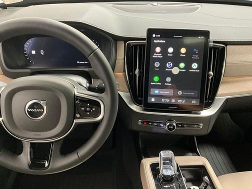 2026 Volvo XC90 Plus, B5 AWD Gas (mild hybrid), Gasoline, Bright, 7 Seats