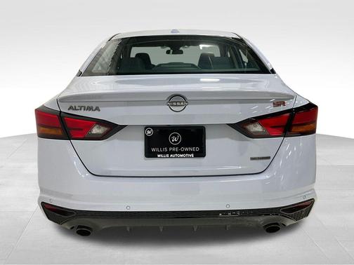 2024 Nissan Altima SR VC-Turbo FWD