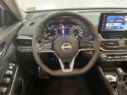 2024 Nissan Altima SR VC-Turbo FWD