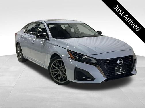 2024 Nissan Altima SR VC-Turbo FWD