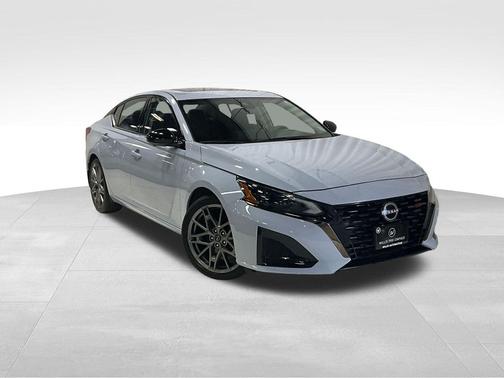 2024 Nissan Altima SR VC-Turbo FWD