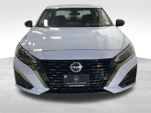 2024 Nissan Altima SR VC-Turbo FWD
