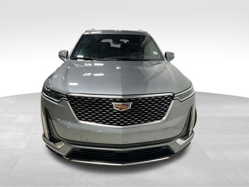 Argent Silver Metallic 2025 Cadillac XT6 Premium Luxury AWD