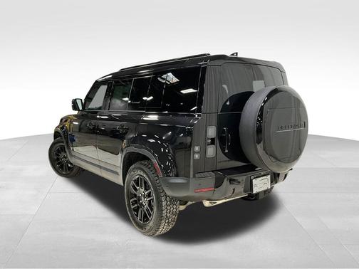 Santorini Black Metallic 2026 Land Rover Defender P300 S