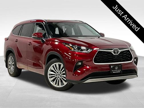 Ruby Flare Pearl 2021 Toyota Highlander Platinum