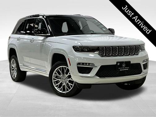 2022 Jeep Grand Cherokee Summit