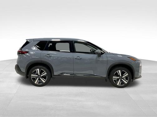 Boulder Gray Pearl 2023 Nissan Rogue SL