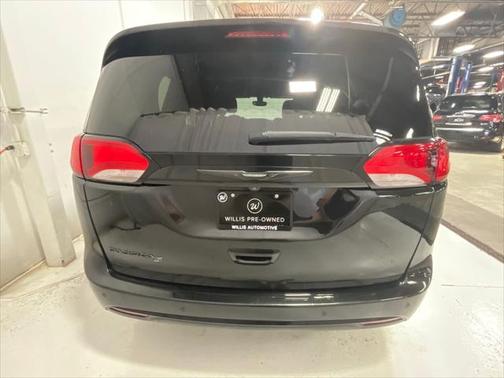 2018 Chrysler Pacifica Touring Plus