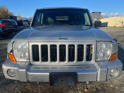 2006 Jeep Commander Base