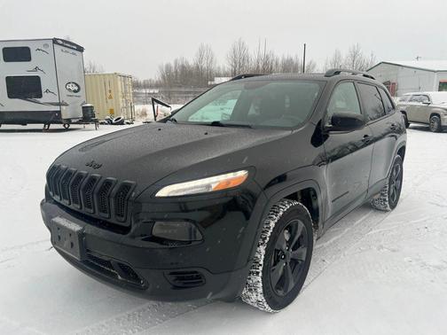 2017 Jeep Cherokee Sport