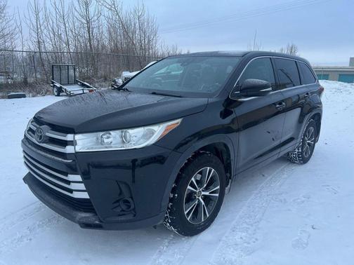 2017 Toyota Highlander LE