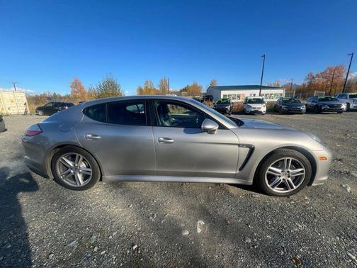 2012 Porsche Panamera 4