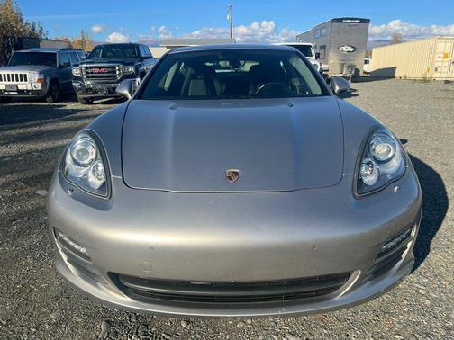 2012 Porsche Panamera 4