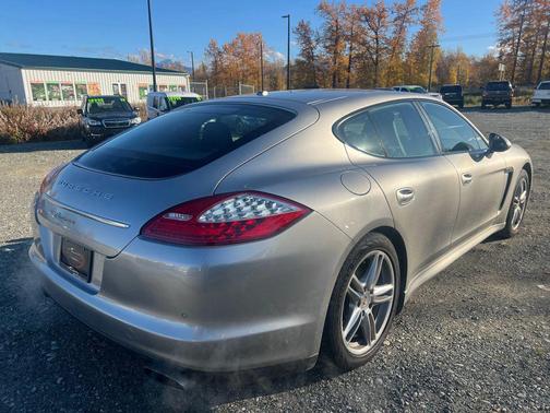 2012 Porsche Panamera 4