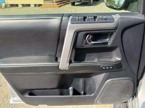 2014 Toyota 4Runner SR5