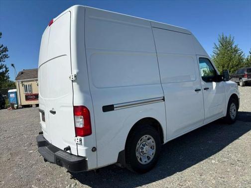 2015 Nissan NV Cargo NV2500 HD SV V8