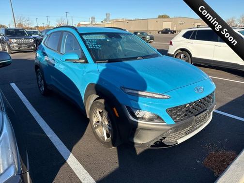 2022 Hyundai KONA SEL
