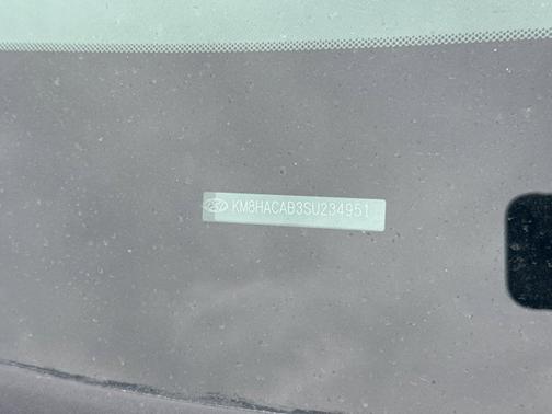 2025 Hyundai KONA SE