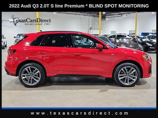 2022 Audi Q3 45 S line Premium