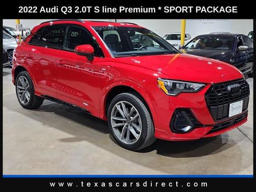 2022 Audi Q3 45 S line Premium