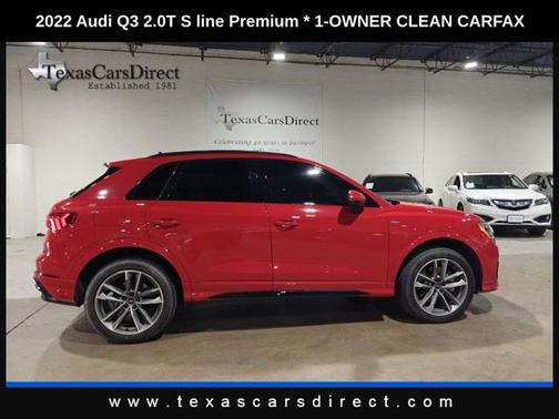 2022 Audi Q3 45 S line Premium