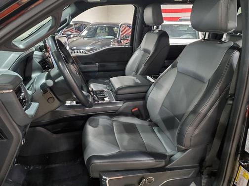 2023 Ford F-150 Lightning LARIAT