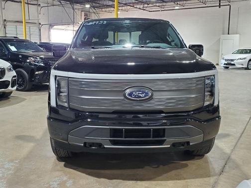 2023 Ford F-150 Lightning LARIAT