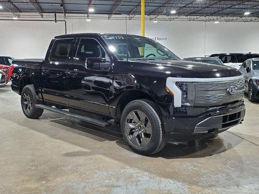 2023 Ford F-150 Lightning LARIAT