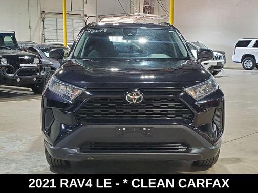 2021 Toyota RAV4 LE